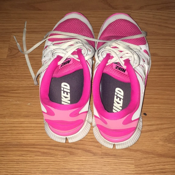 Nike Free Runs Nike ID Shoes - Picture 4 of 7